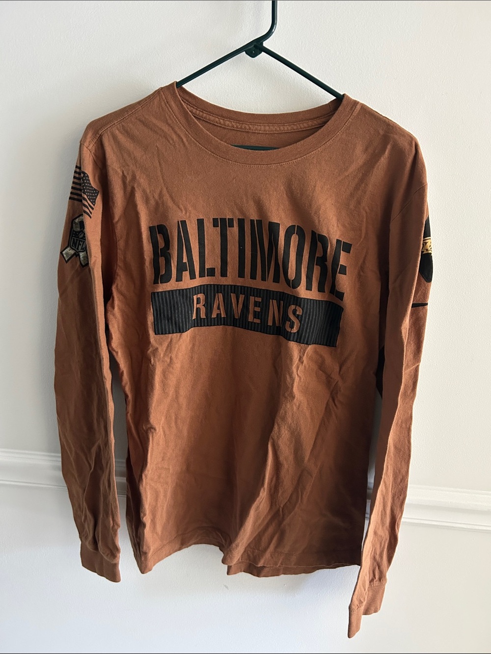 Nike NFL Baltimore Ravens Military Long Sleeve Tee - Brown with Black Print